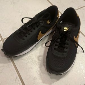 New women’s Nike Daybreak 7.5
